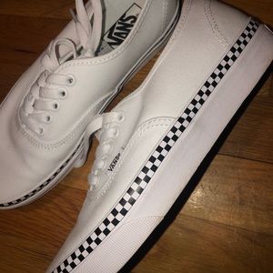 Women’s size 8.5 white low top vans